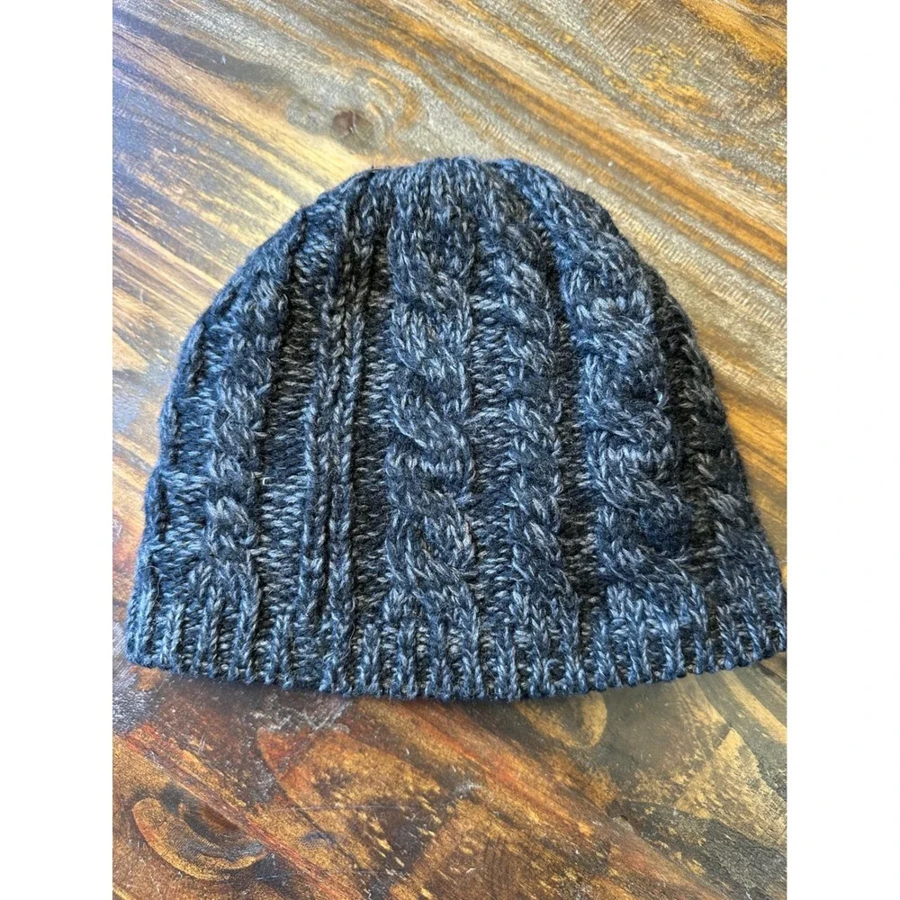 The North Face Cable Knit Beanie Gray‎ Wool Blend Fleece Lined Winter Hat Unisex